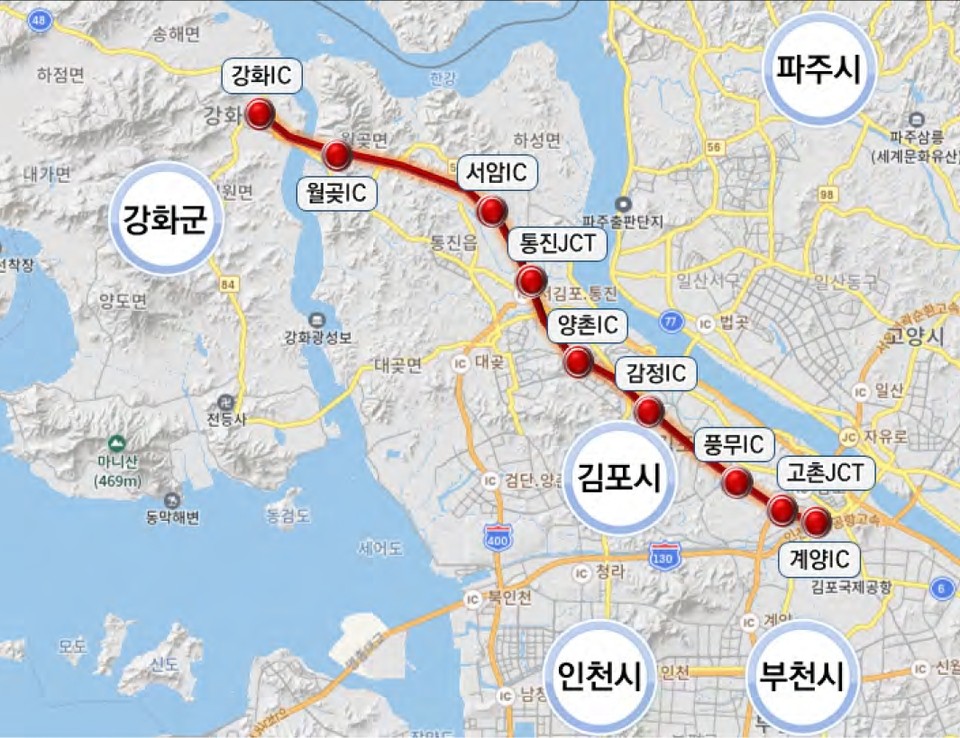 인천 강화군에서 계양구까지 30분대로 이동할 수 있는 ‘교통 혁명급’ 고속도로 건설이 올해 본궤도에 오른다. 사진은 고속도로 노선 예상도. (사진제공=강화군청)