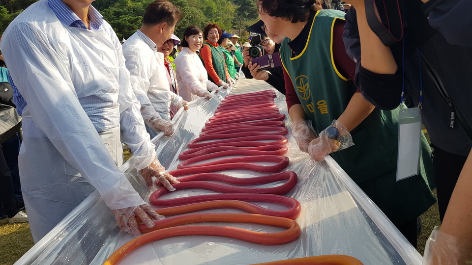 ‘쌀로 만든 모든 것, Made in Icheon’ 제23회 이천쌀문화축제가 16일 오후 2시 이천농업테마파크에서 본격 개막됐다. (사진=송석원 기자)