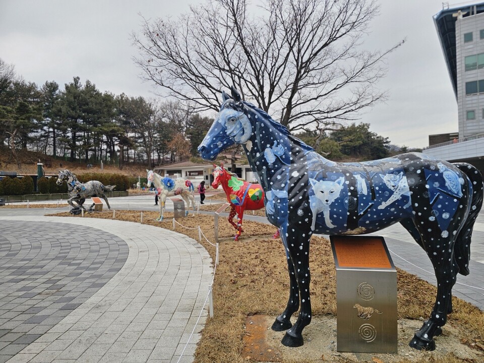 다가오는 붉은 말의 해를 맞아 30일 찾은 과천시 경마공원대로 107번지, 렛츠런파크 서울 안에 자리한 말박물관은 한국마사회가 운영하는 국내 유일의 말(馬) 전문 박물관이다. (사진=김상현 기자)