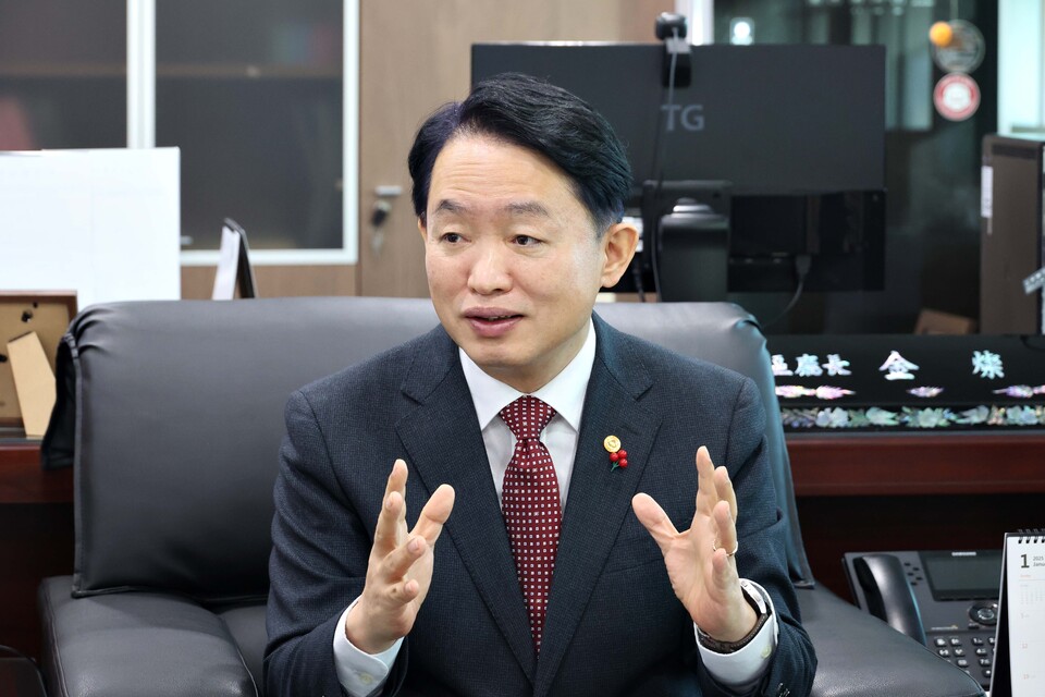 [인터뷰] 김찬진 인천 동구청장 “제물포구는 통합이 아니라 재도약”