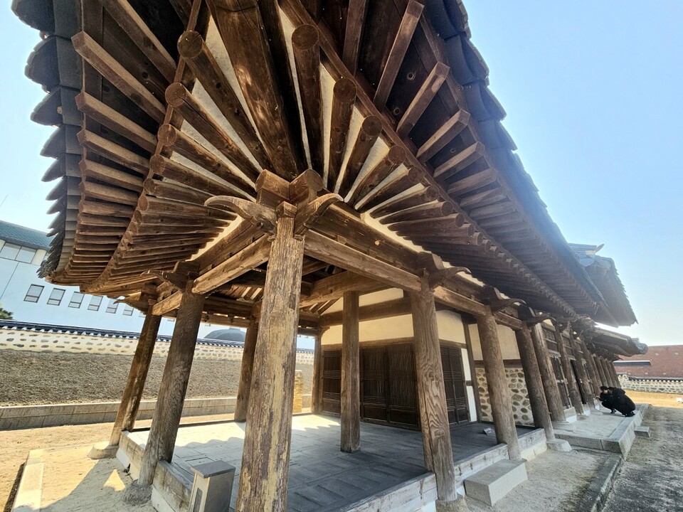 12일 오전 10시50분께 찾은 안성시 보개면에 위치한 안성객사.