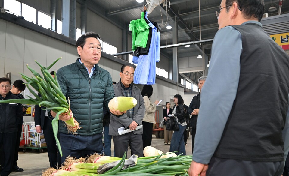 [화요기획] 인천 경제계 “경제 살려달라”…여야 인천시장 후보에 정책 제안