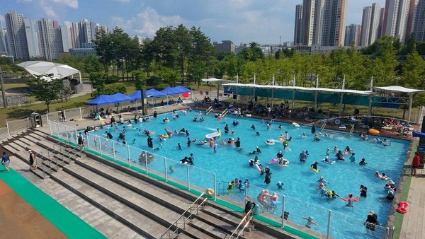 개장 첫 주말 8,500명 찾은 하남시 어린이 물놀이장